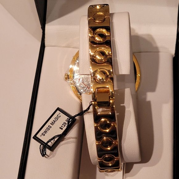 Fifth Avenue Collection Swiss Magic - Picture 2 of 2